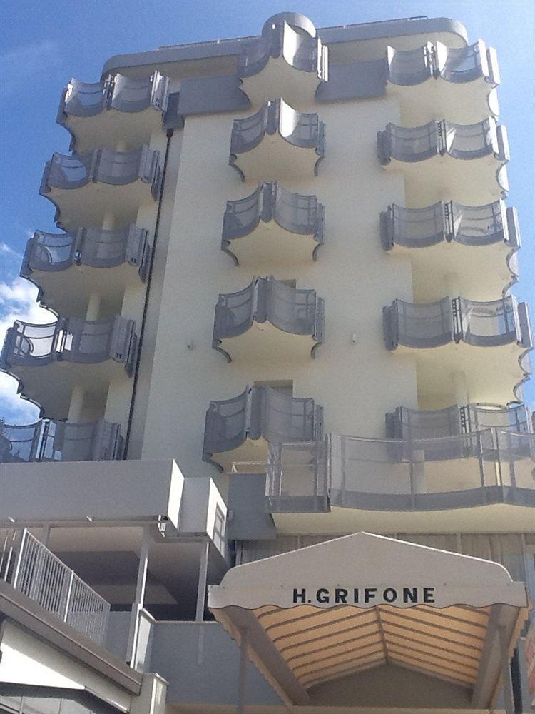 Hotel Grifone Rimini Exteriör bild